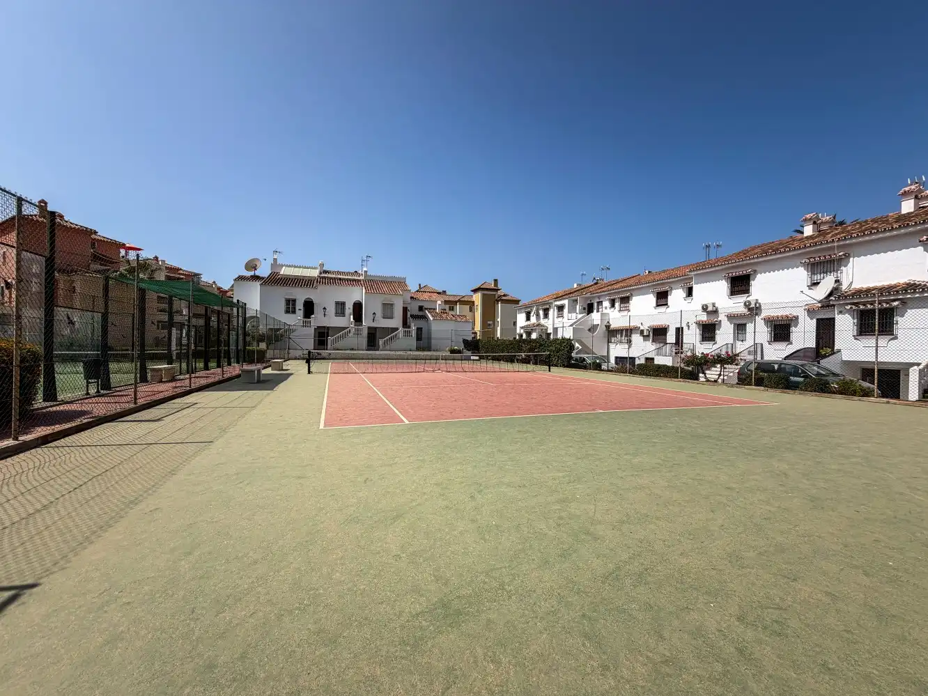 Vista exterior de Casa adosada en venta en Torrox con Aire acondicionado, Calefacción y Terraza