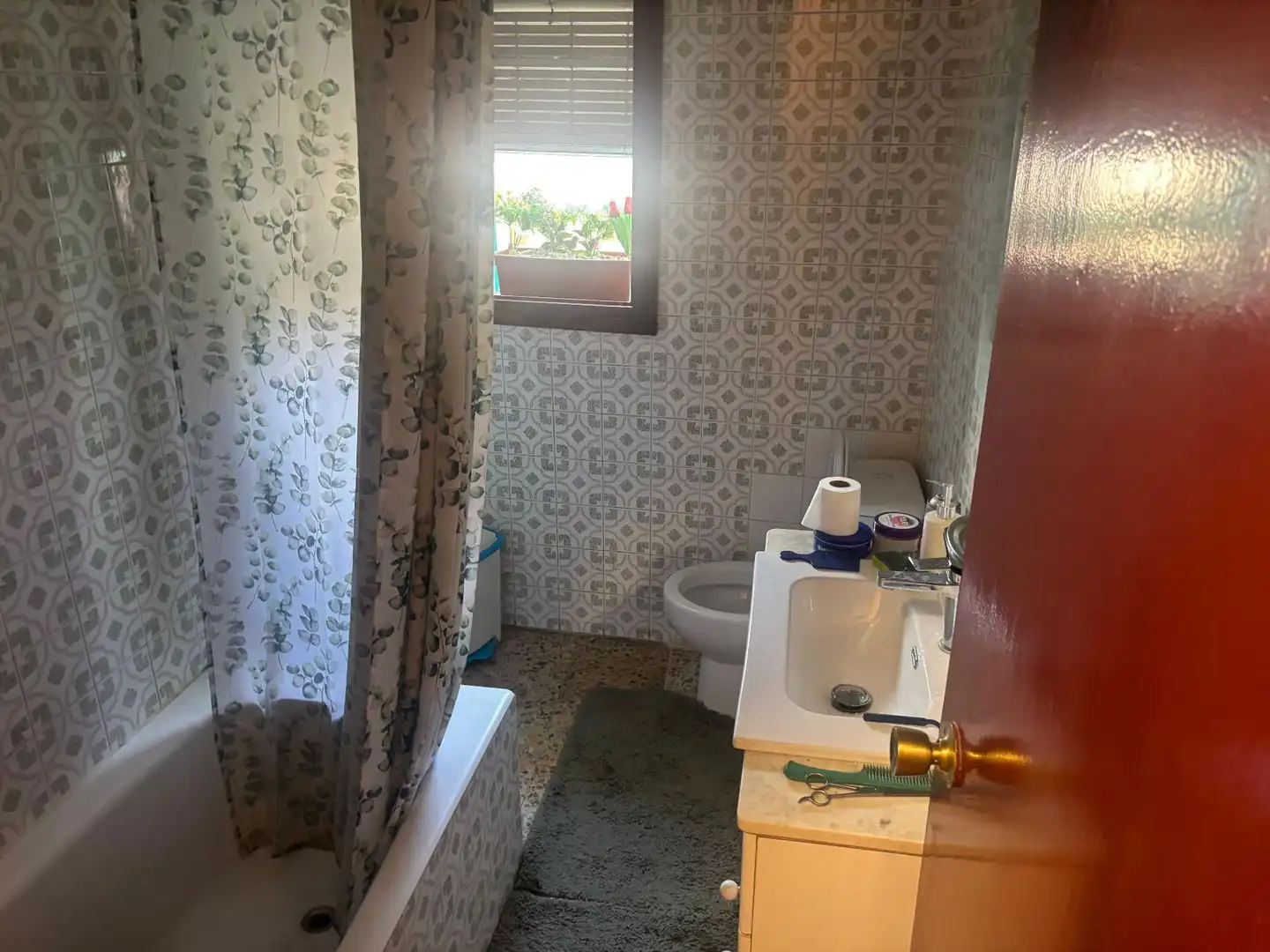 Bathroom of Houses for sale in Pina de Ebro, Zaragoza