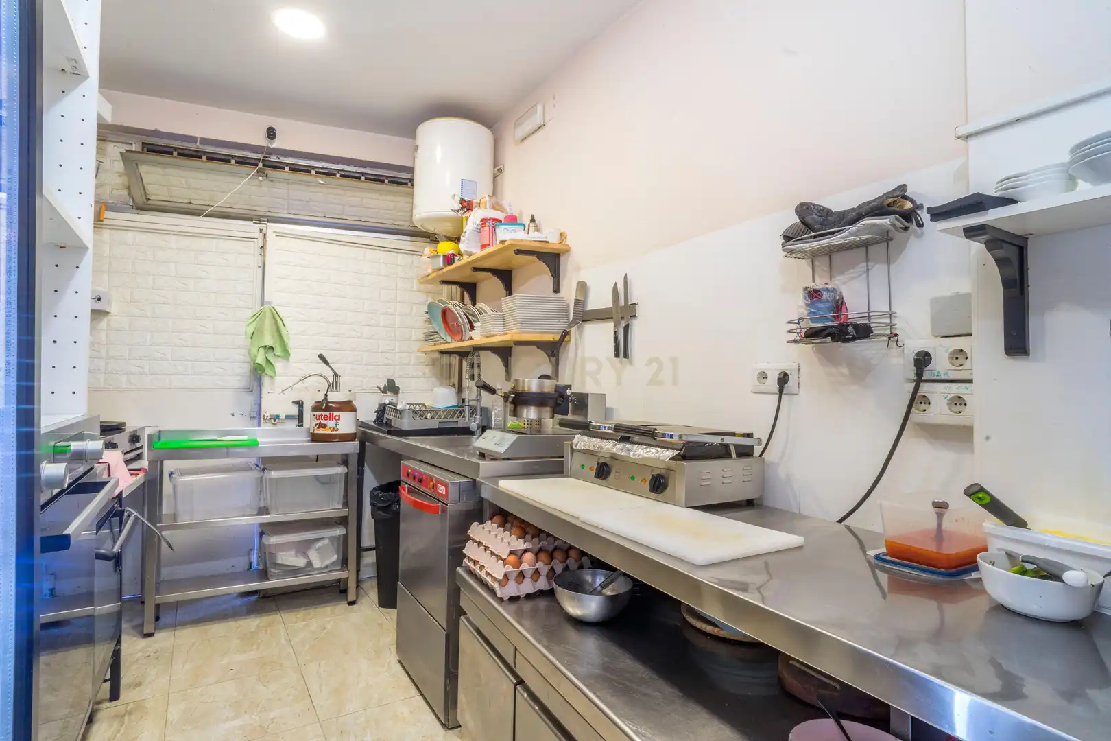 Cuina de Local en venda en Fuengirola amb Aire condicionat