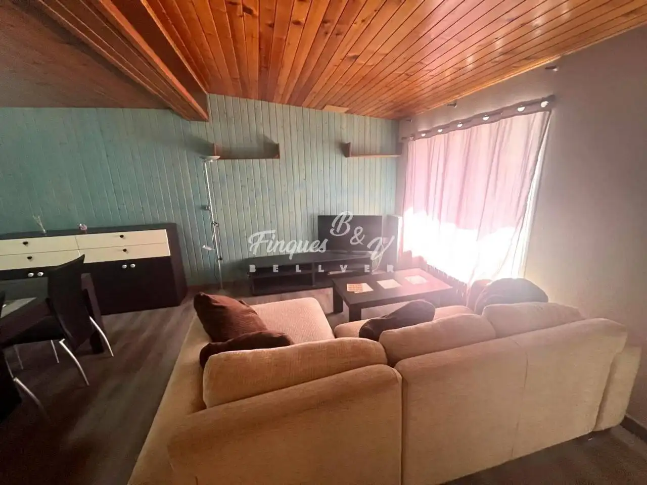 Wohnzimmer von Wohnungen zur Miete in Bellver de Cerdanya mit Heizung, Parkett und Terrasse