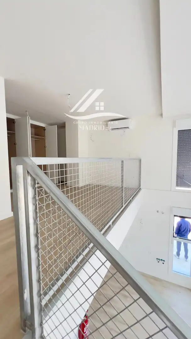 Habitación de Piso en venta en Madrid con Aire acondicionado, Piscina y Piscina comunitaria