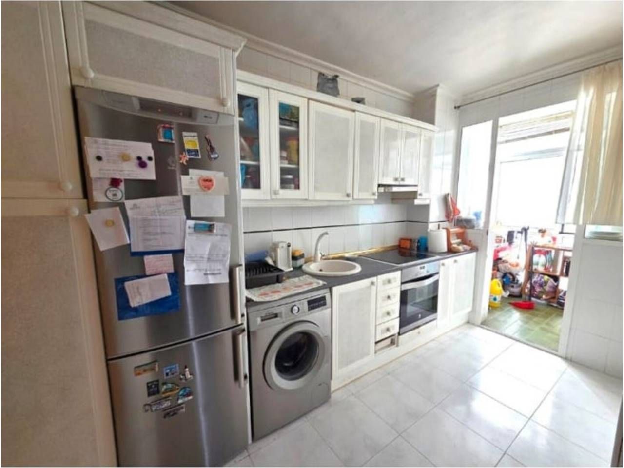Kitchen of Flat for sale in Burgos Capital  with Heating, Parquet flooring and Terrace