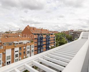 Terrassa de Apartament de lloguer en  Madrid Capital amb Aire condicionat, Terrassa i Piscina