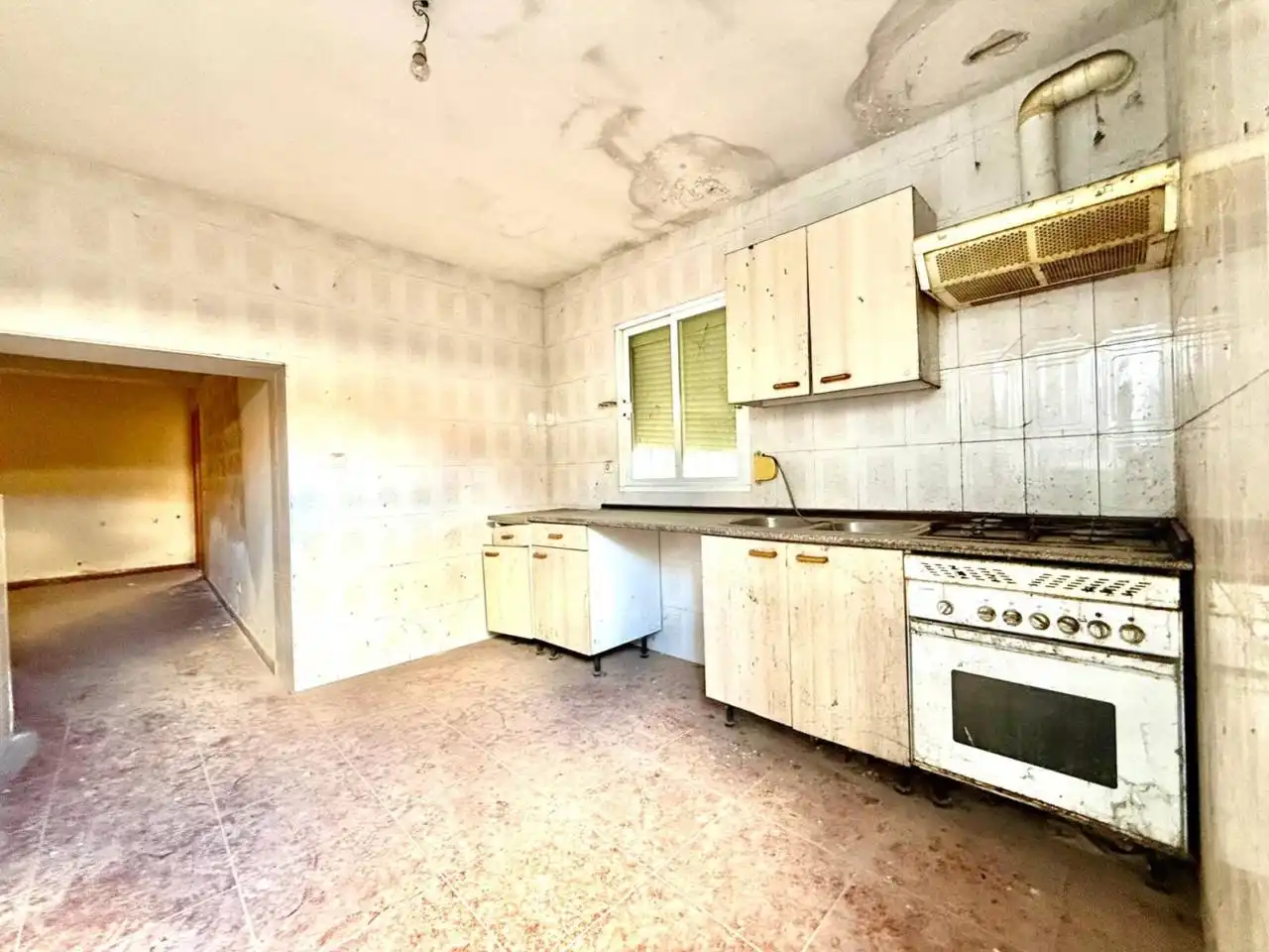 Kitchen of Houses for sale in Malpica de Tajo