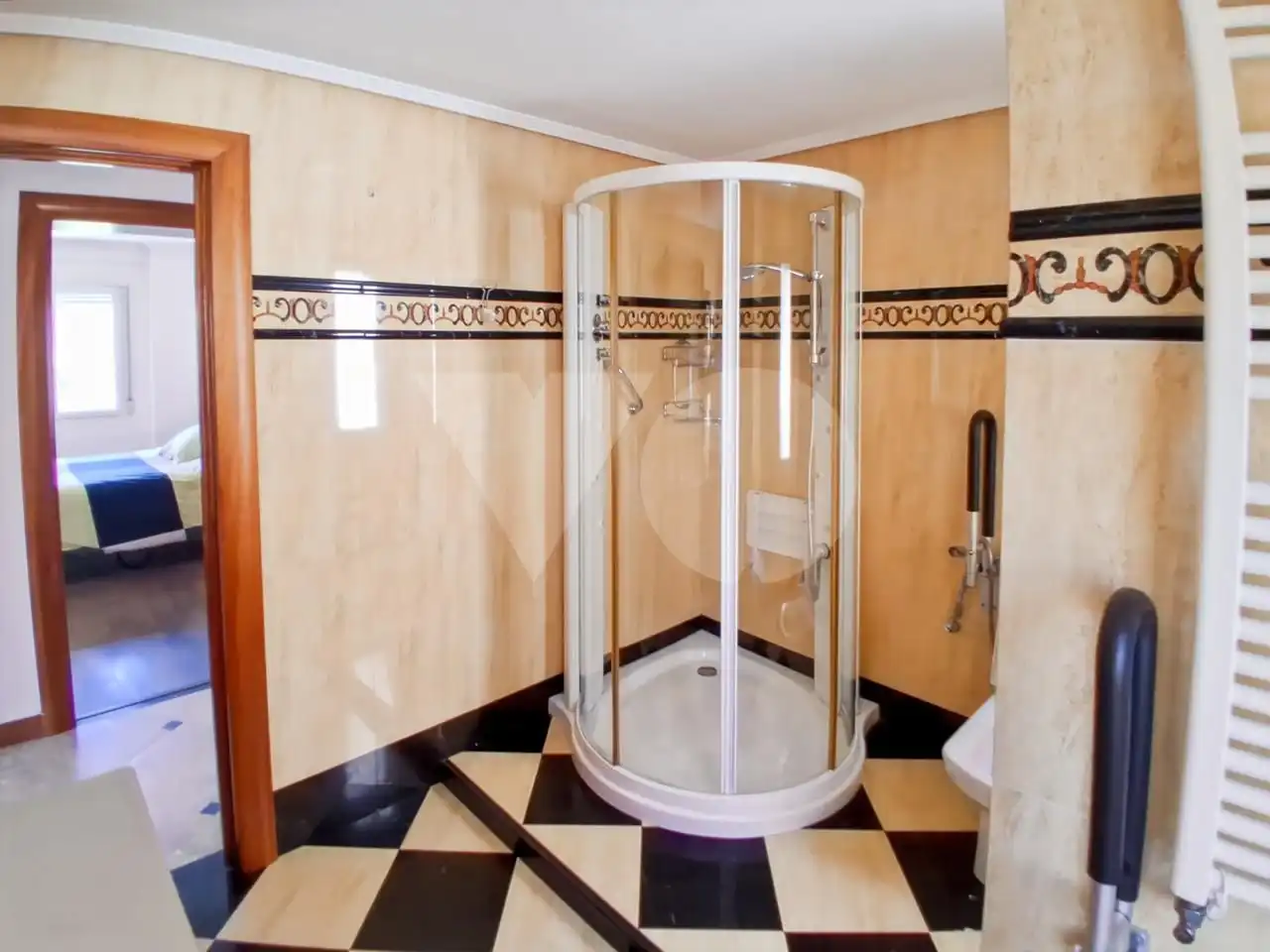 Baño de Piso en venta en Madrid con Aire acondicionado, Calefacción y Terraza