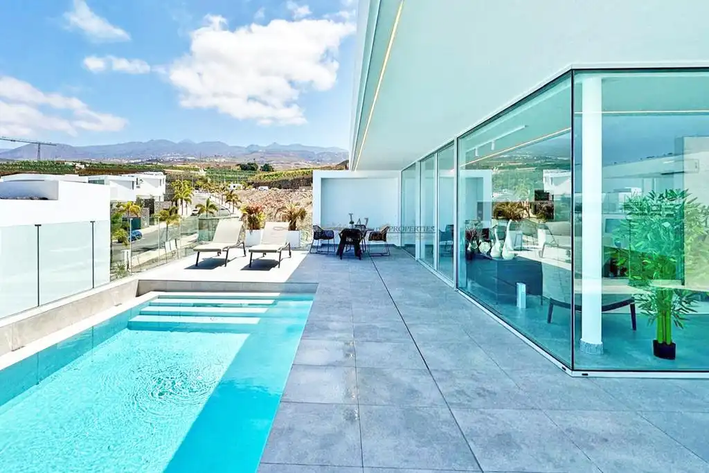 Casa con piscina en venta en Valito Sau