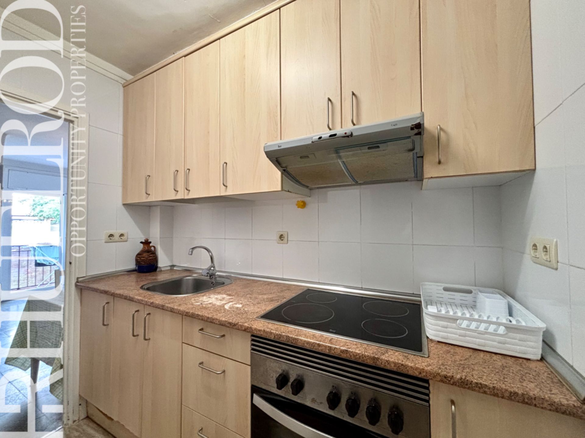 Kitchen of Flat for sale in Mataró  with Oven, Balcony and Alarm