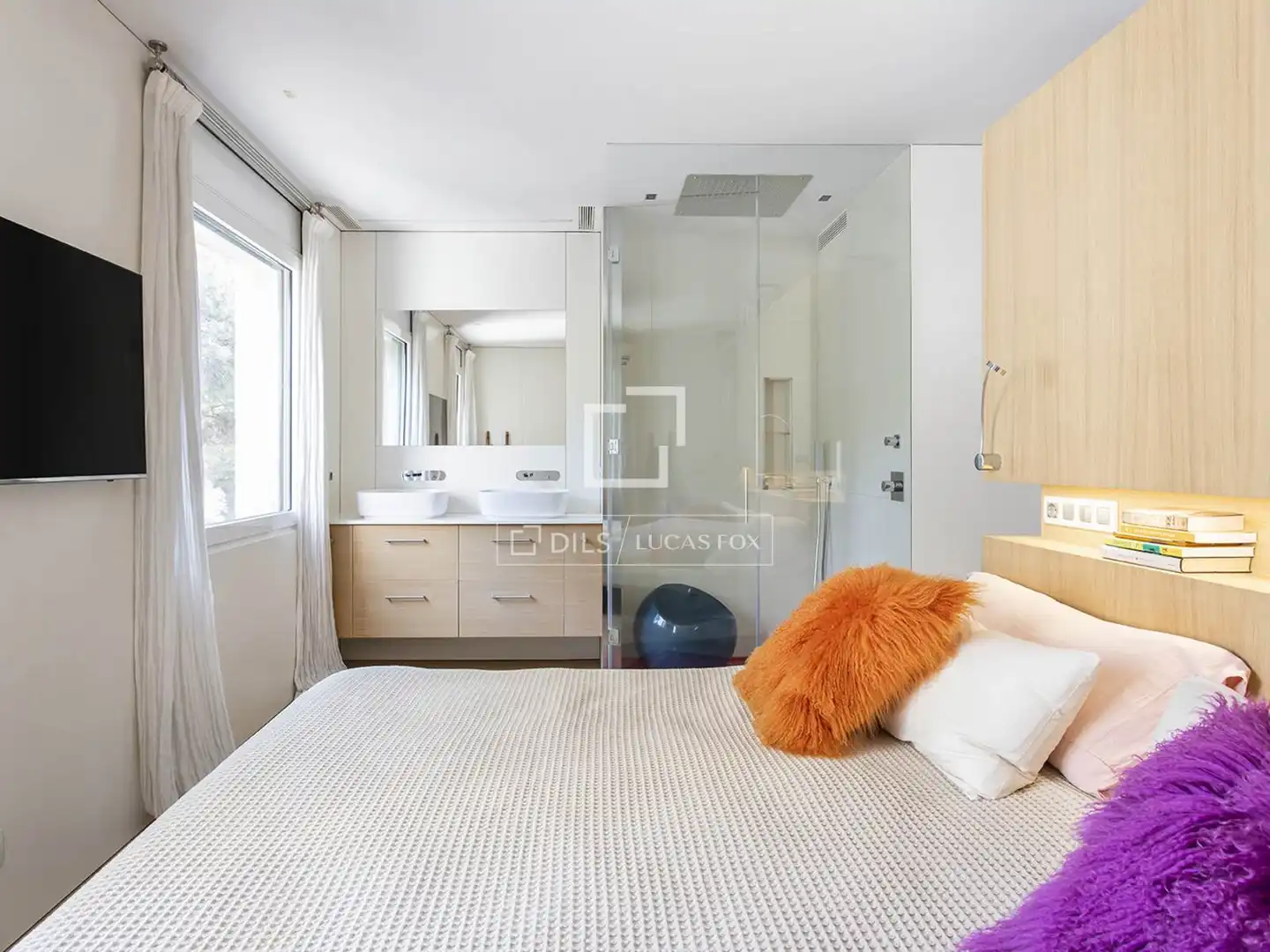 Bedroom of Houses for rent in Barcelona  with Air Conditioner, Heating and Private garden
