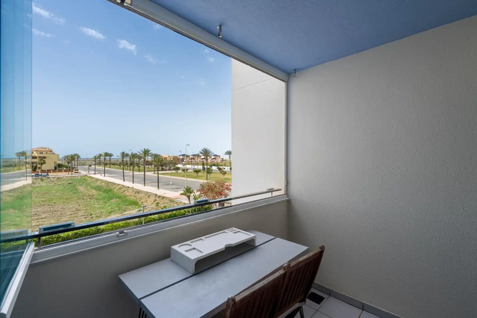 Terrassa de Apartament en venda en Roquetas de Mar amb Aire condicionat, Calefacció i Jardí privat