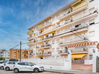 Exterior view of Apartment for sale in L'Escala  with Air Conditioner and Community pool