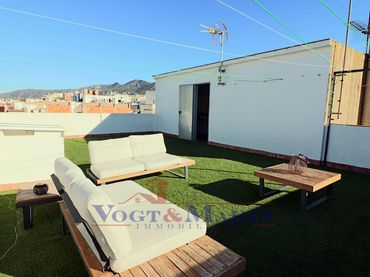 Mini appartamento con balcone in vendita a Carrer del Castell de la Trinitat