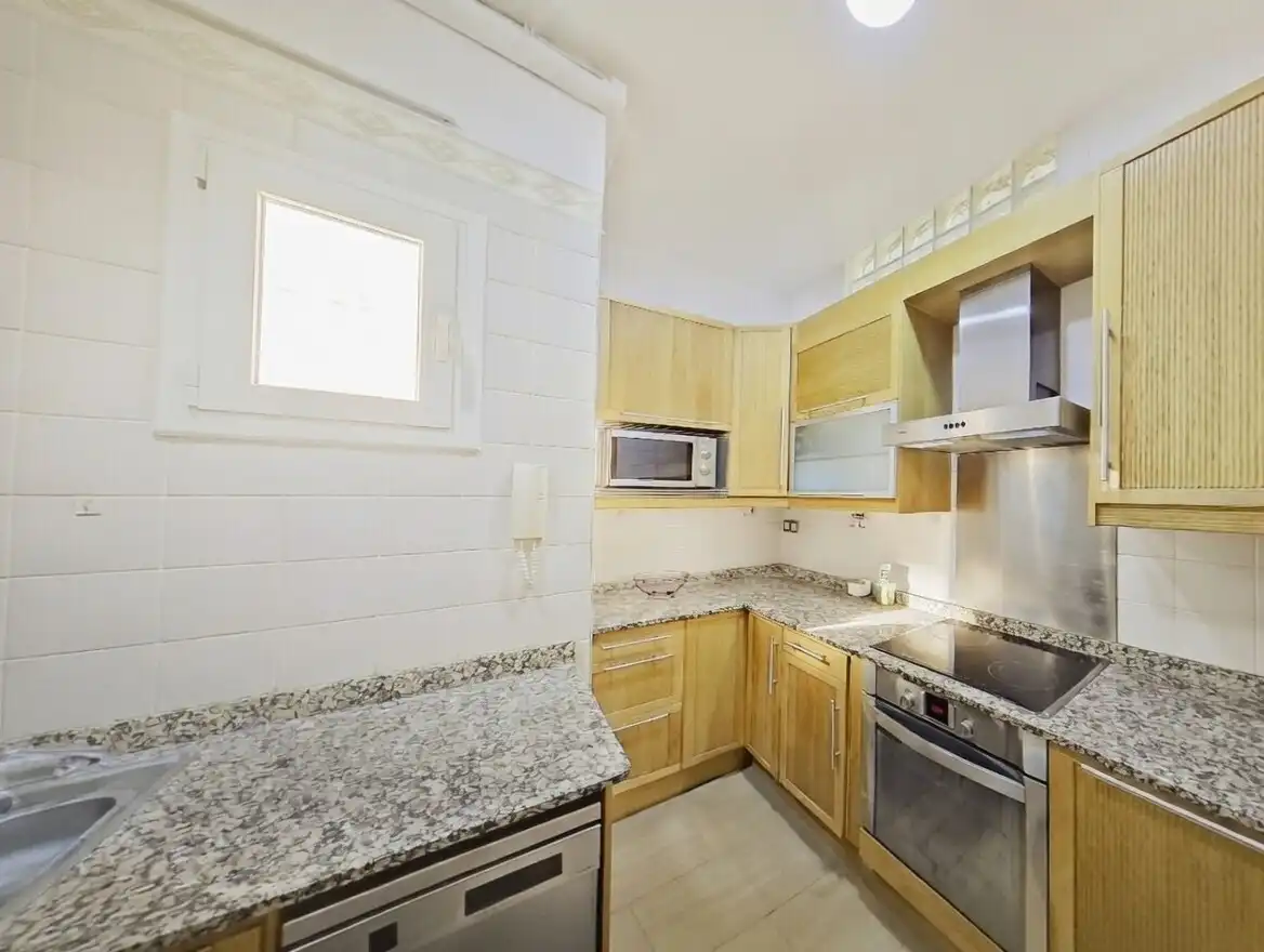 Cocina de Piso en venta en Barcelona con Aire acondicionado, Calefacción y Terraza