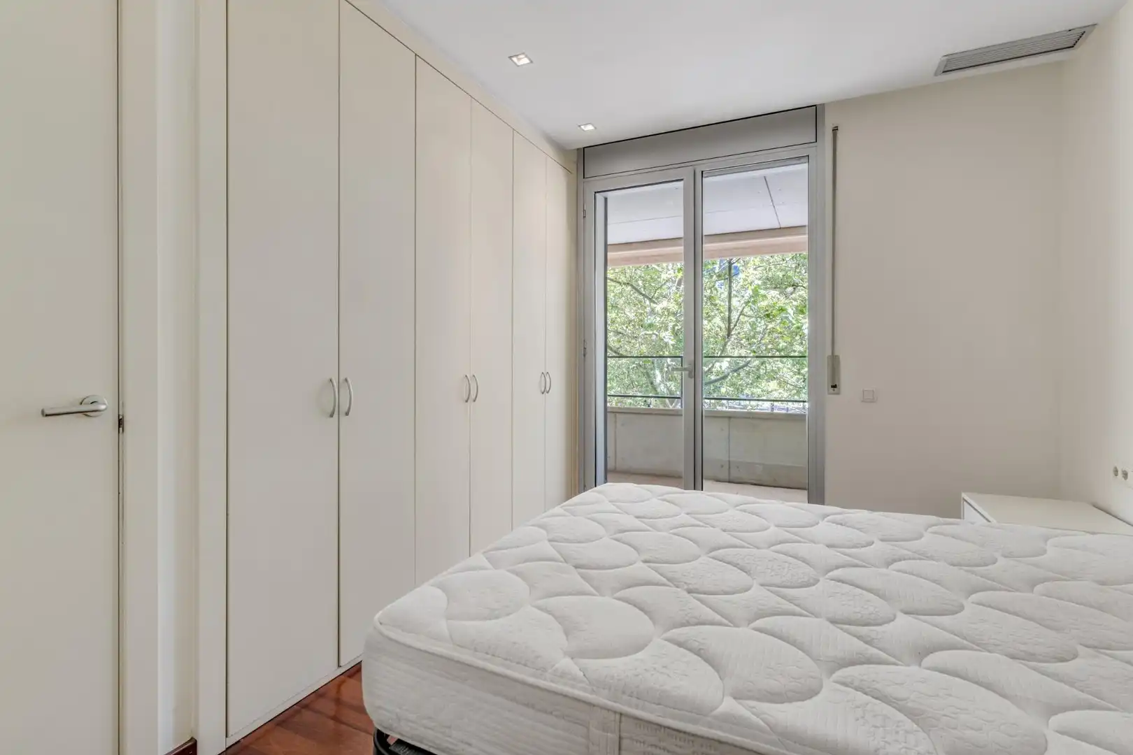 Habitación de Piso en venta en Sant Adrià de Besòs con Aire acondicionado, Calefacción y Parquet