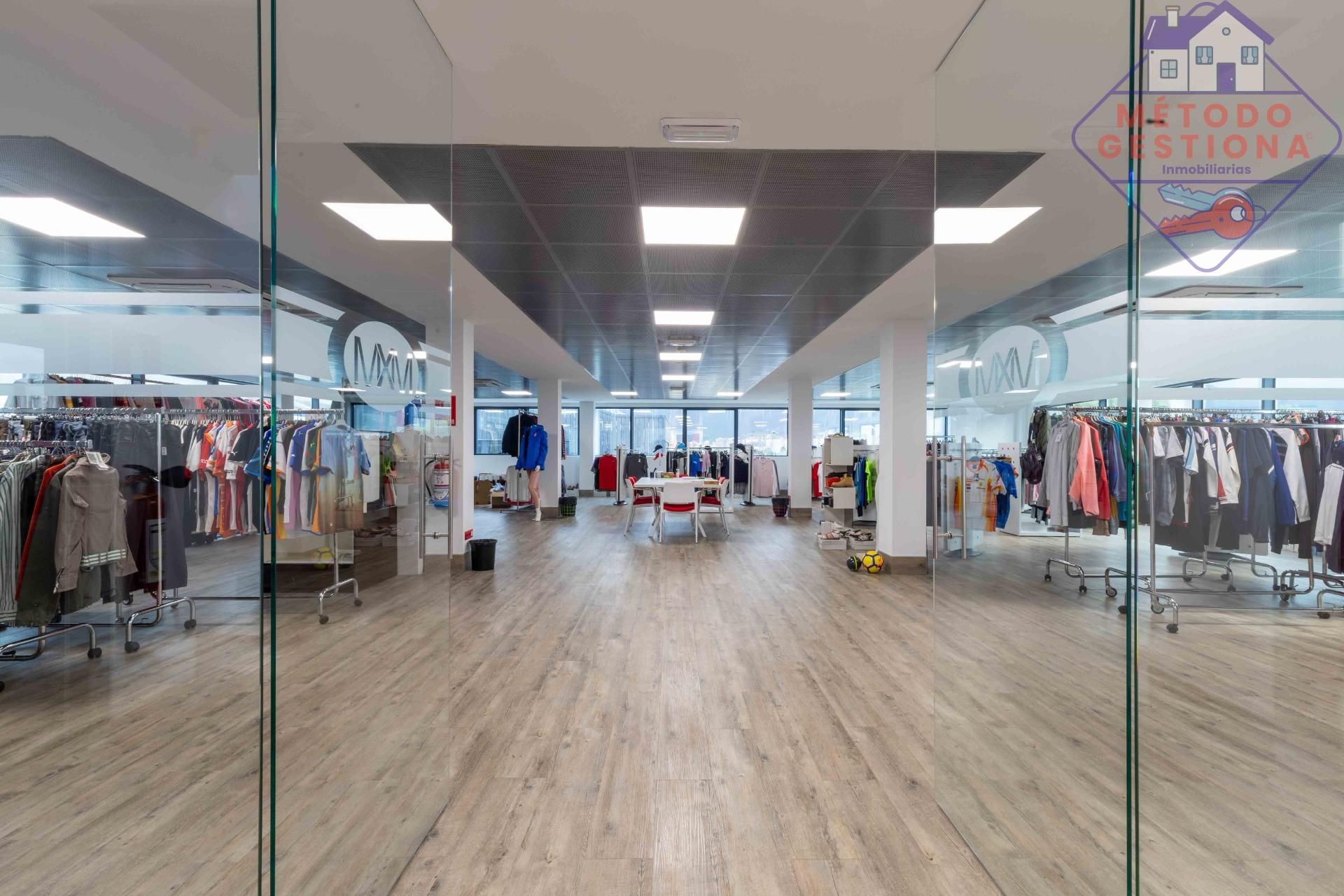 Office for rent in Camargo  with Air Conditioner and Terrace