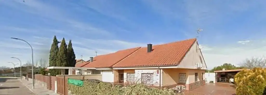 Vista exterior de Casa adosada en venta en Novés