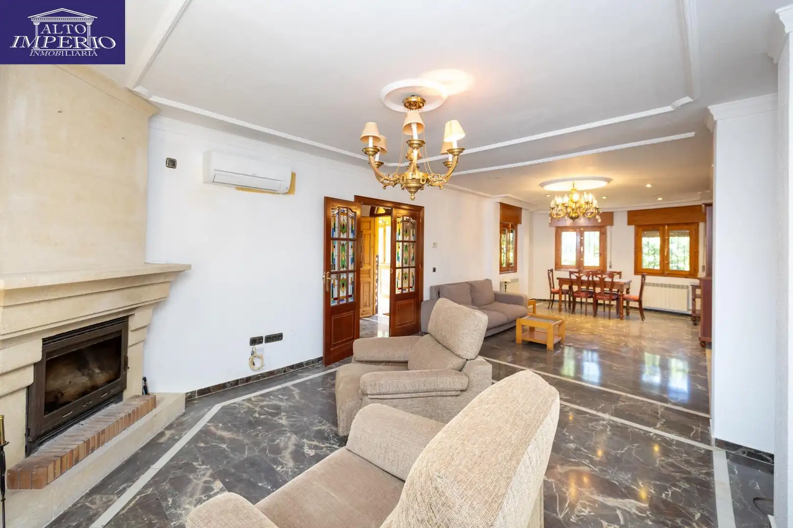 Villa con balcone in vendita a Calle VIÑEDOS LOS, imagen 3