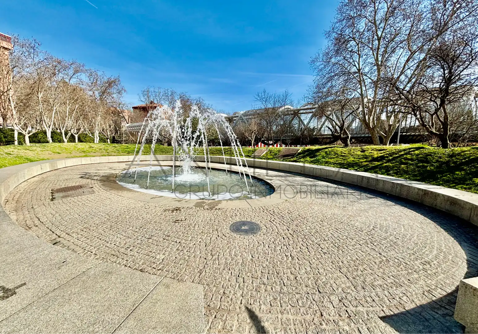 Vista exterior de Piso en venta en Madrid con Aire acondicionado, Calefacción y Alarma