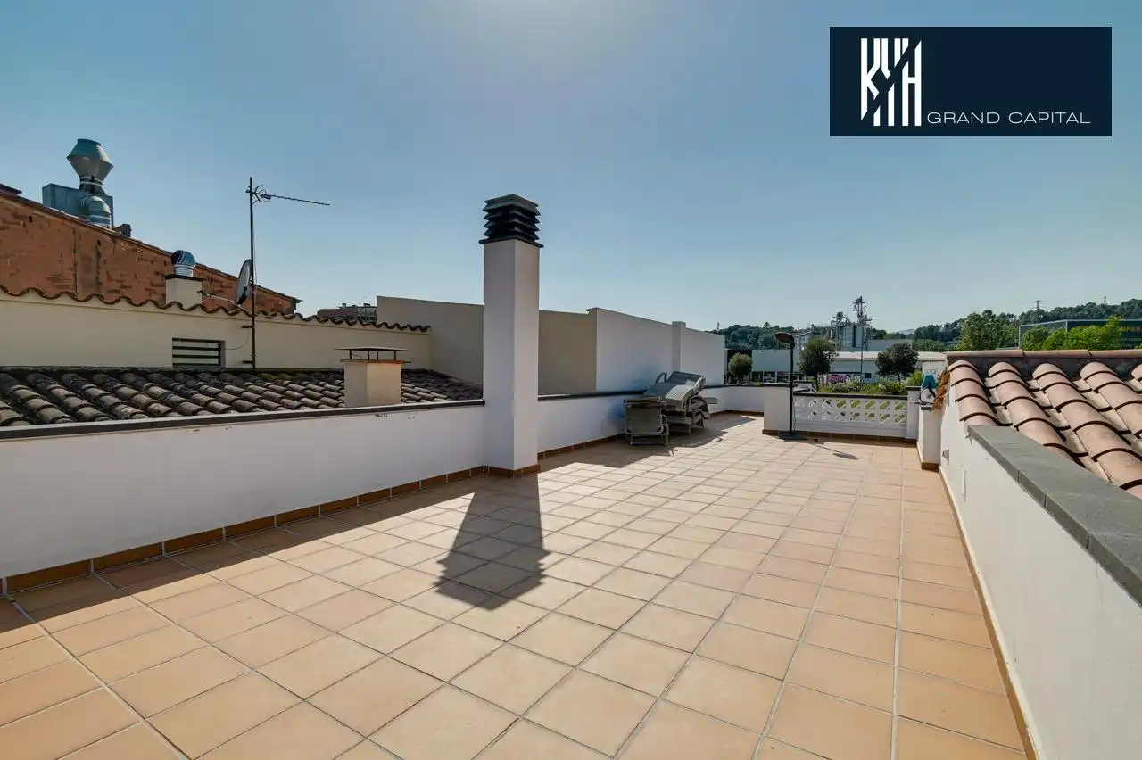 Terrace of Houses for sale in Sarrià de Ter  with Air Conditioner and Heating