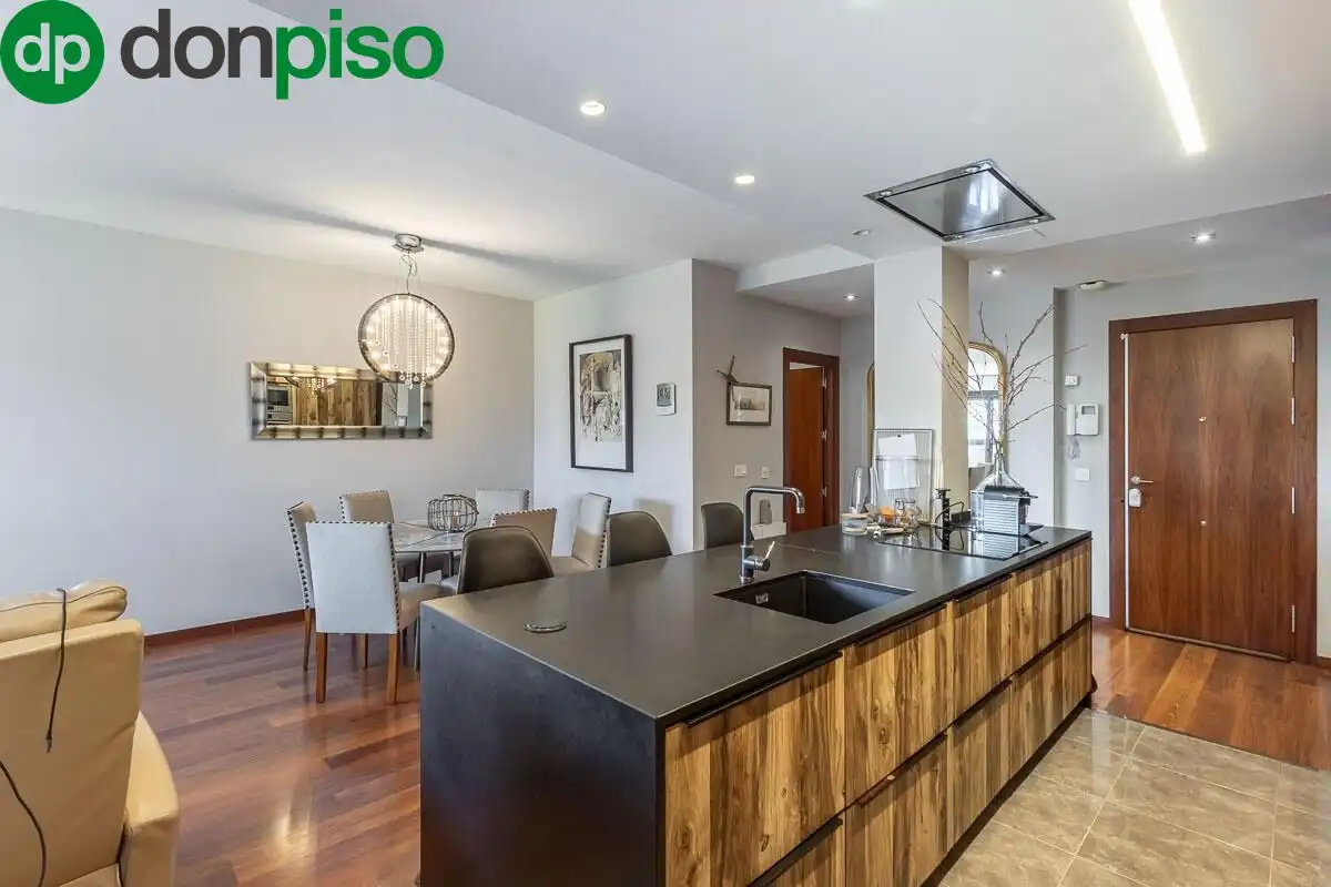 Kitchen of Flat for sale in Granada  with Air Conditioner, Terrace and Community pool