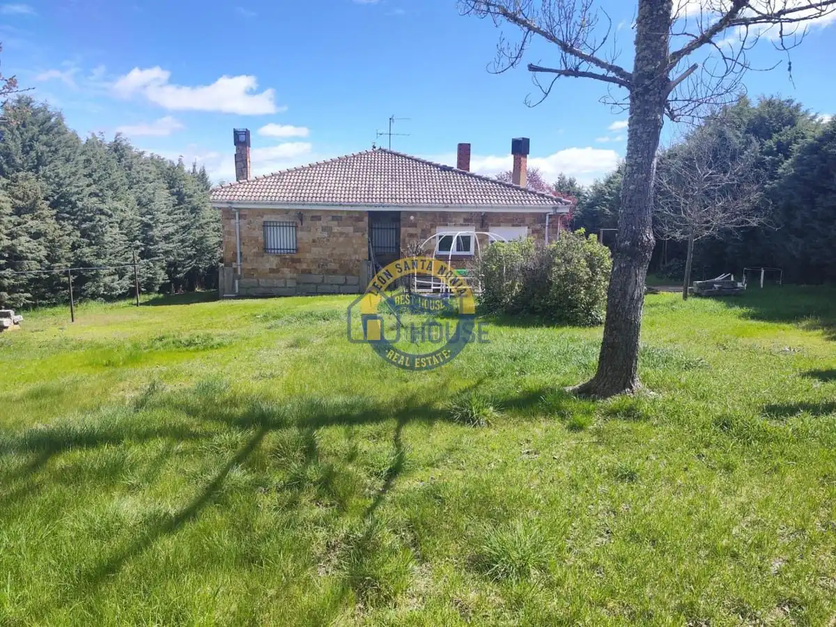 Villa con giardino in vendita a Garrafe de Torío, imagen 47