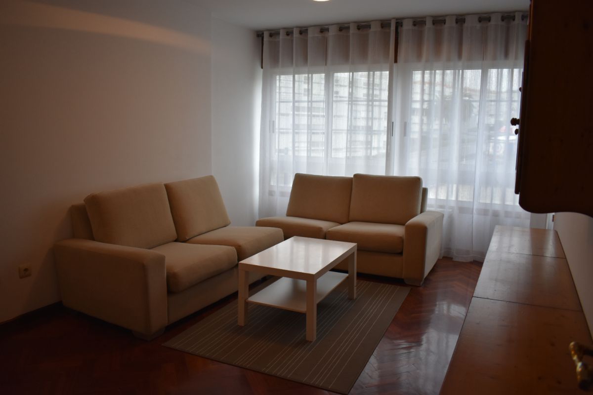 Living room of Apartment to rent in A Coruña Capital   with Heating, Parquet flooring and Storage room