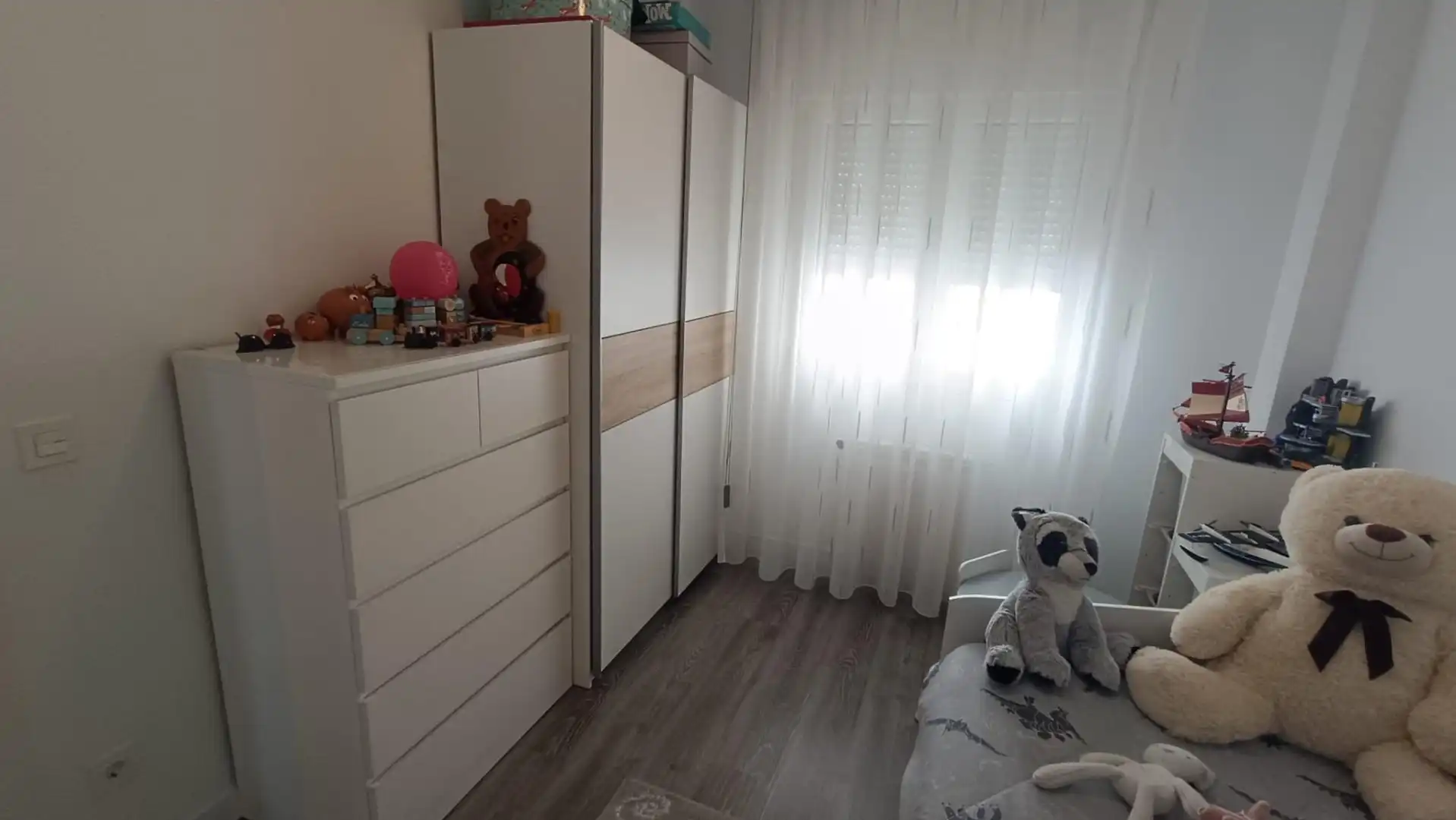 Dormitori de Pis en venda en Zamora Capital  amb Calefacció