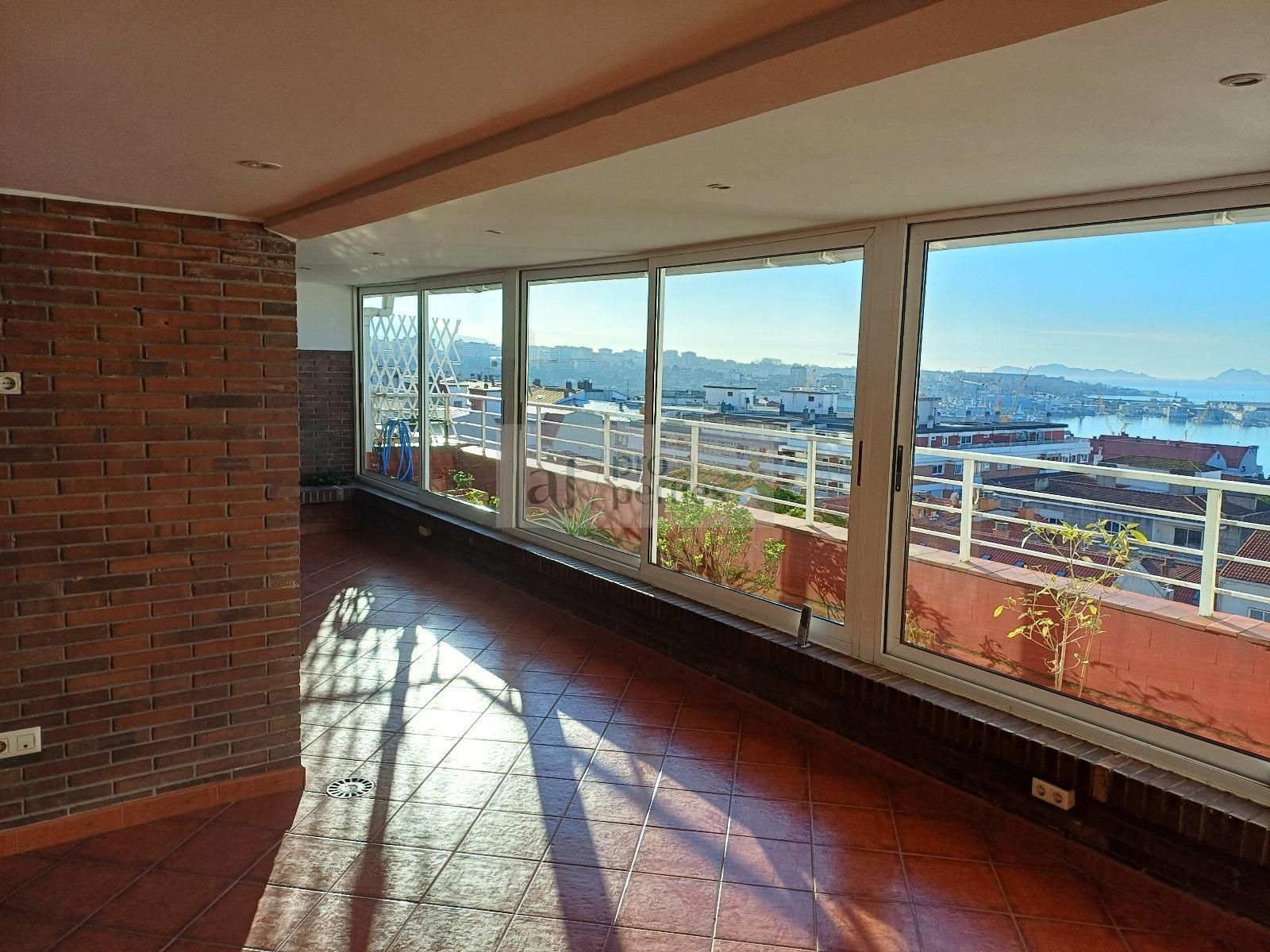 Terrace of Flat to rent in Vigo   with Terrace, Storage room and Balcony