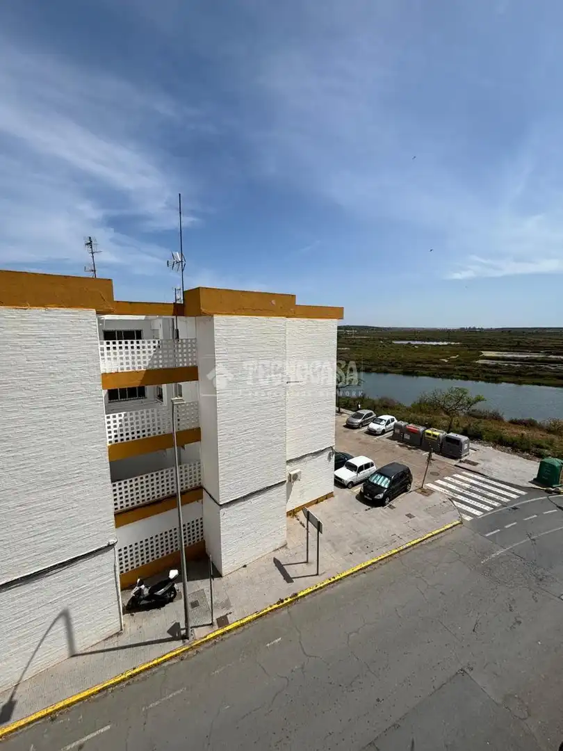 Parking de Piso de alquiler en Ayamonte con Aire acondicionado y Balcón