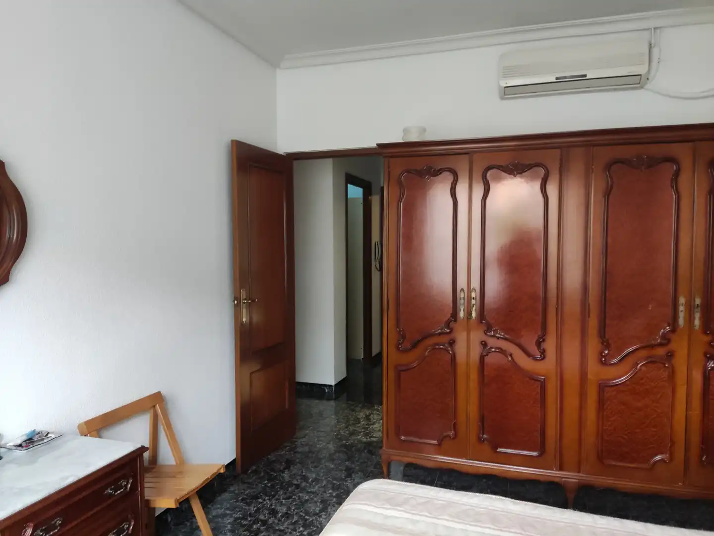 Dormitori de Casa adosada de lloguer en Ciudad Real amb Aire condicionat, Calefacció i Moblat