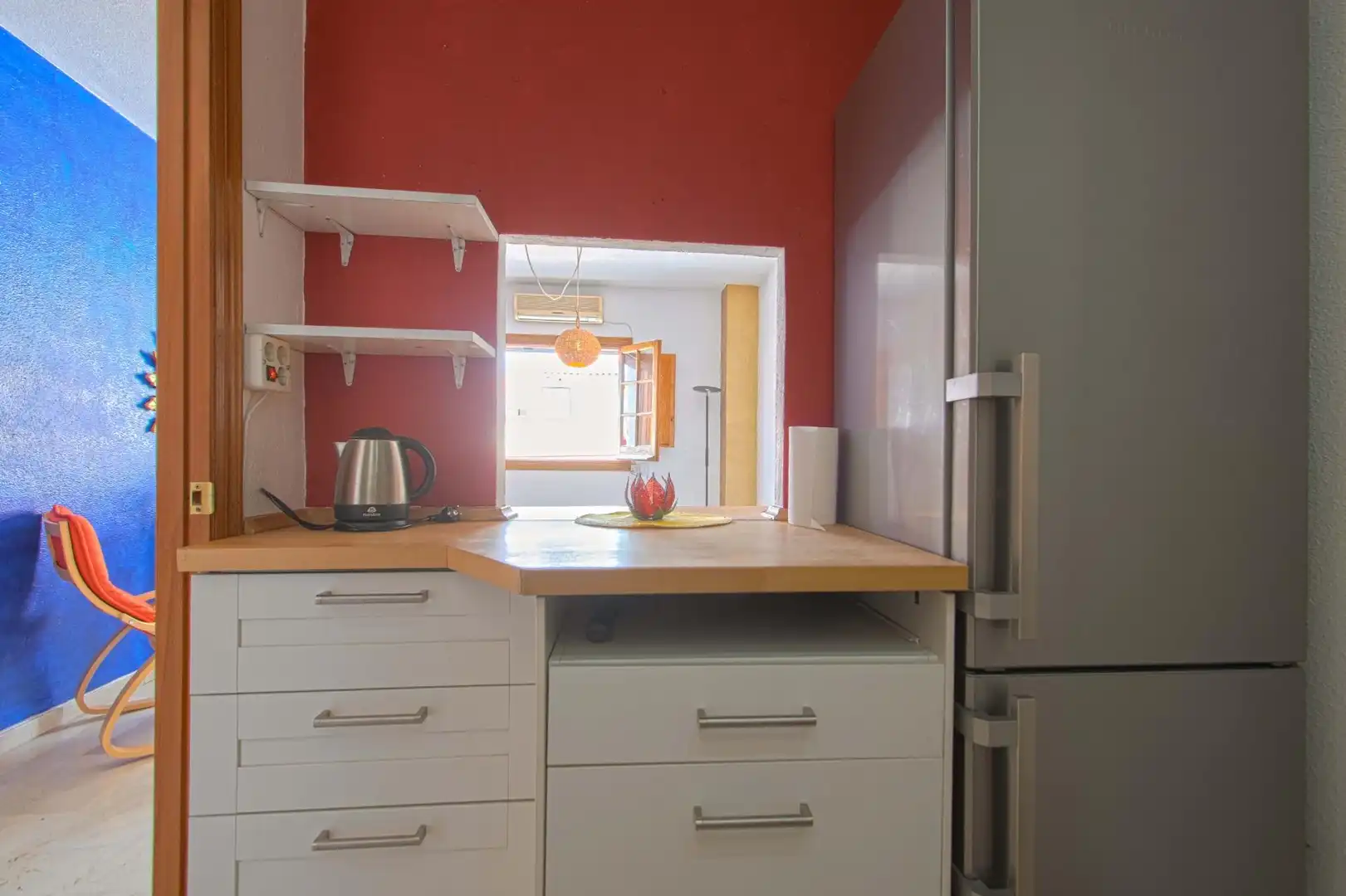 Kitchen of Flat for sale in Sevilla  with Air Conditioner, Terrace and Storage room