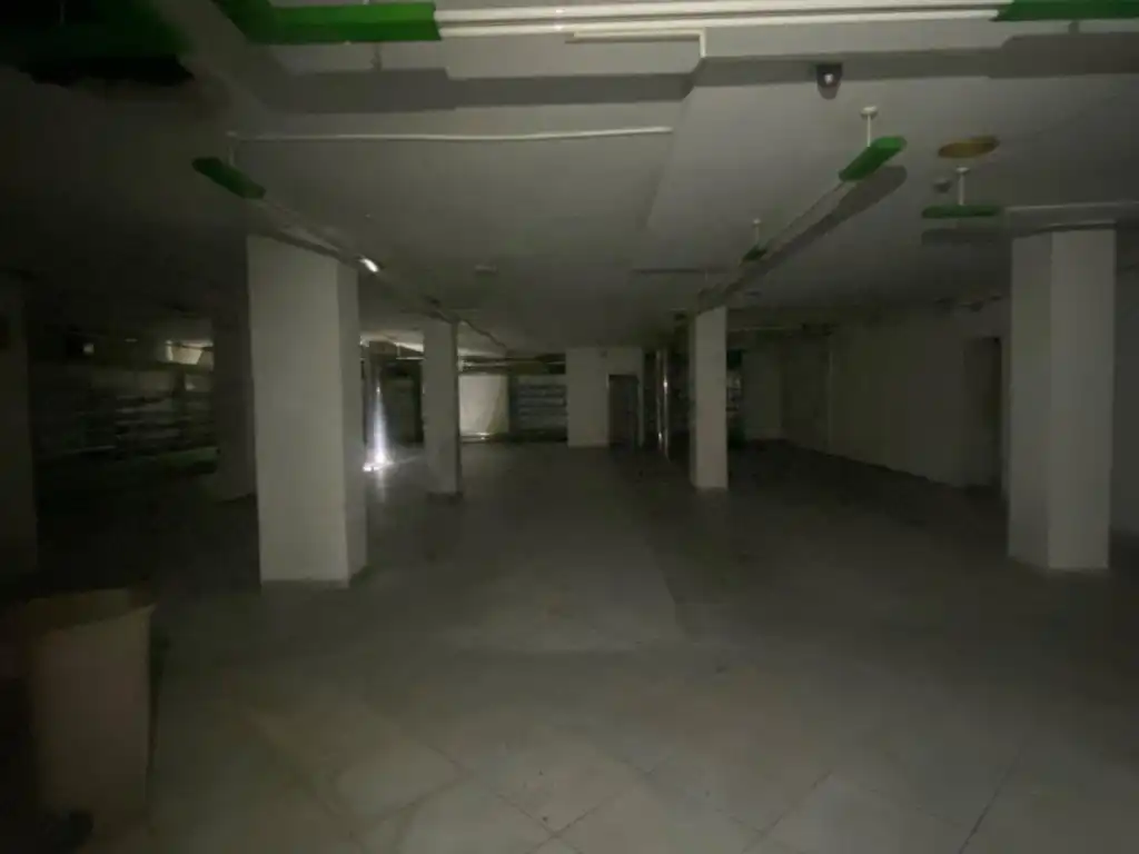 Local comercial en venda a Centre - Passeig i Rodalies, imagen 9