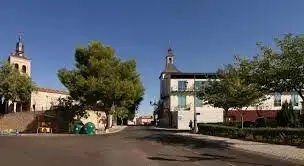 Vista exterior de Dúplex en venta en Ugena con Aire acondicionado, Calefacción y Amueblado