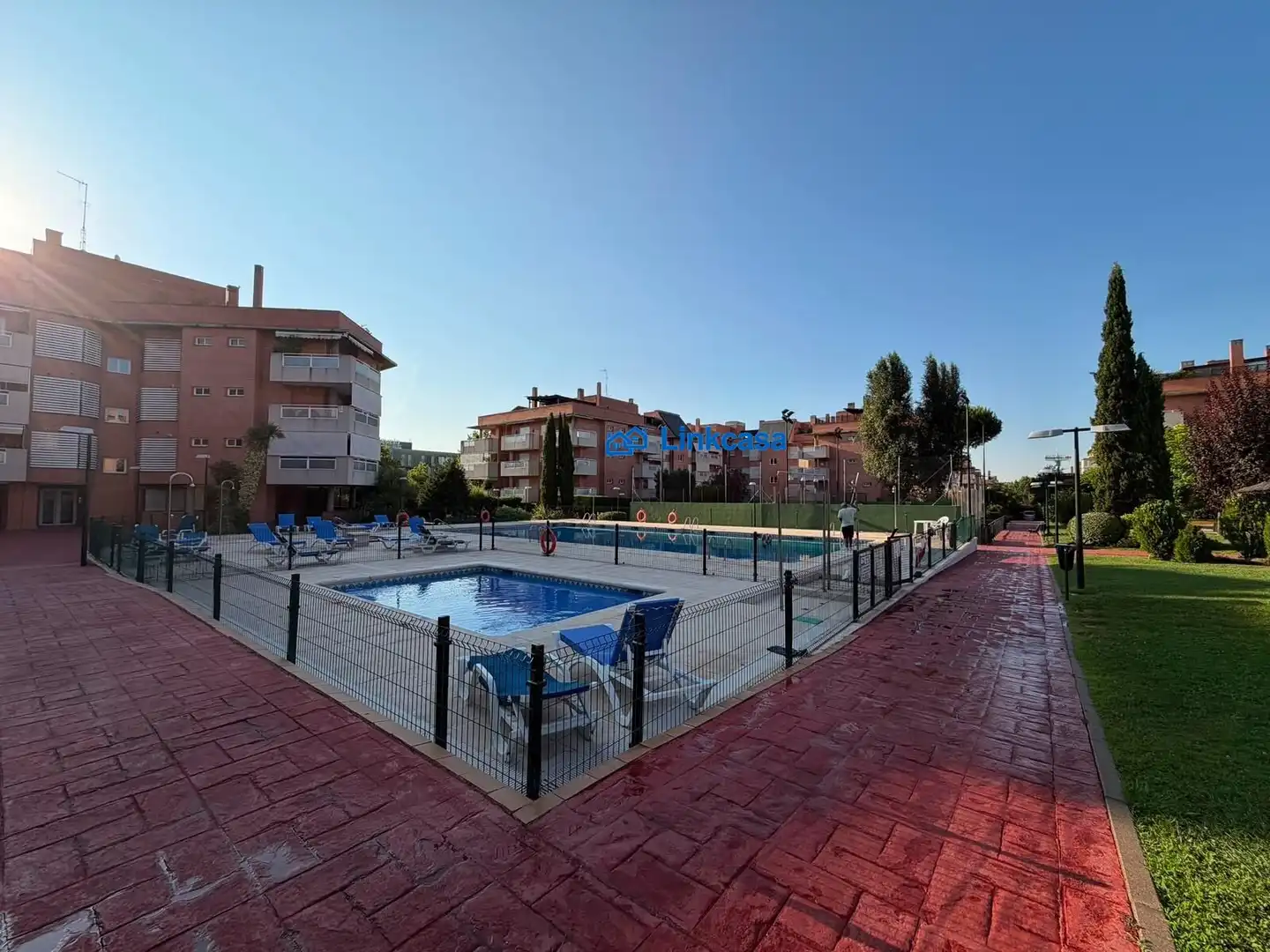 Piscina de Pis en venda en Pozuelo de Alarcón amb Aire condicionat, Calefacció i Jardí privat