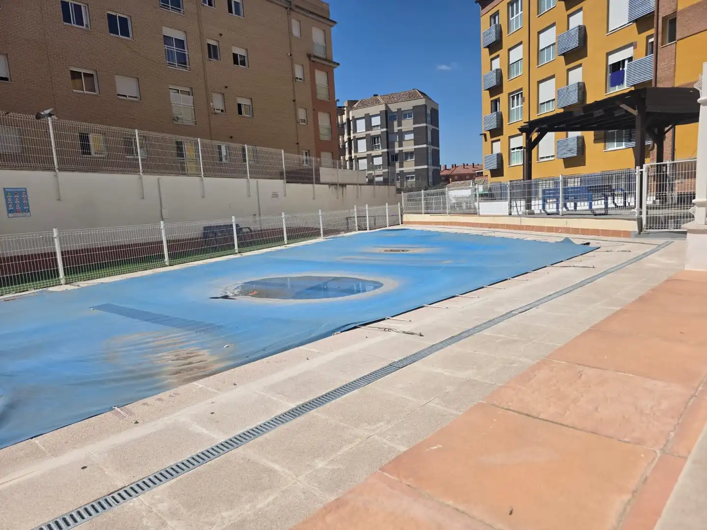 Schwimmbecken von Wohnung zur Miete in Ocaña mit Heizung, Abstellraum und Möbliert