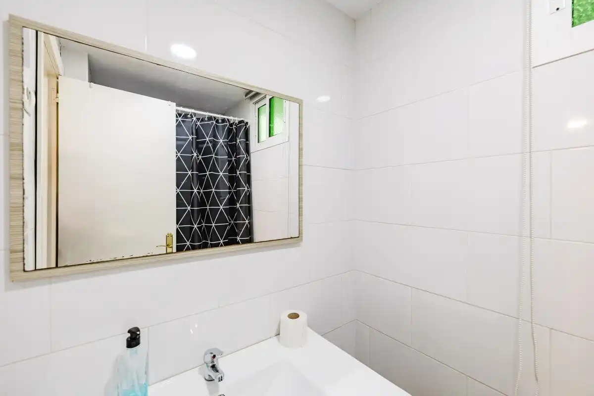 Bany de Casa o xalet en venda en Málaga amb Aire condicionat, Calefacció i Jardí privat