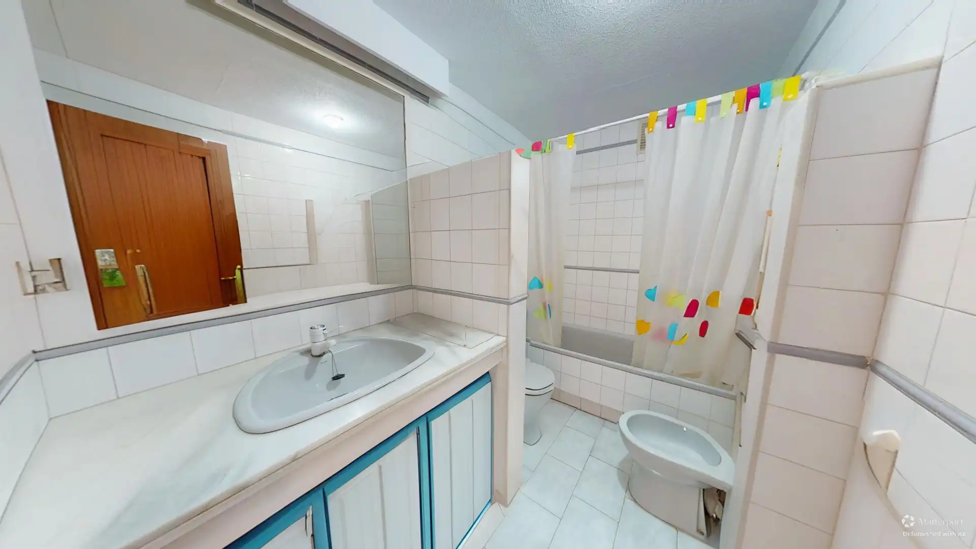 Bathroom of Flat for sale in Torrevieja  with Air Conditioner, Balcony and Community pool