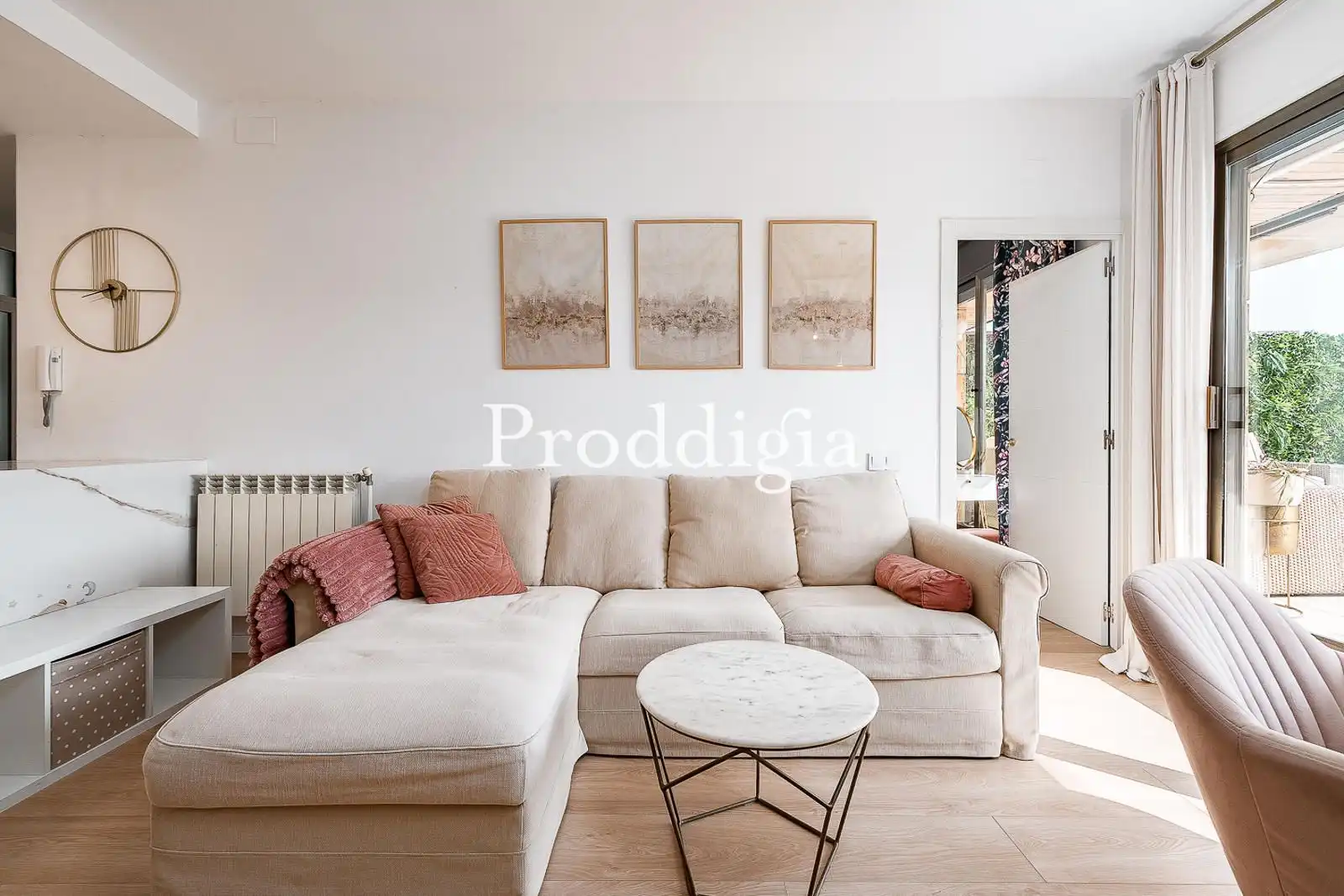 Living room of Attic for sale in Barcelona  with Air Conditioner, Heating and Terrace