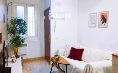 Living room of Flat for sale in  Madrid Capital  with Heating