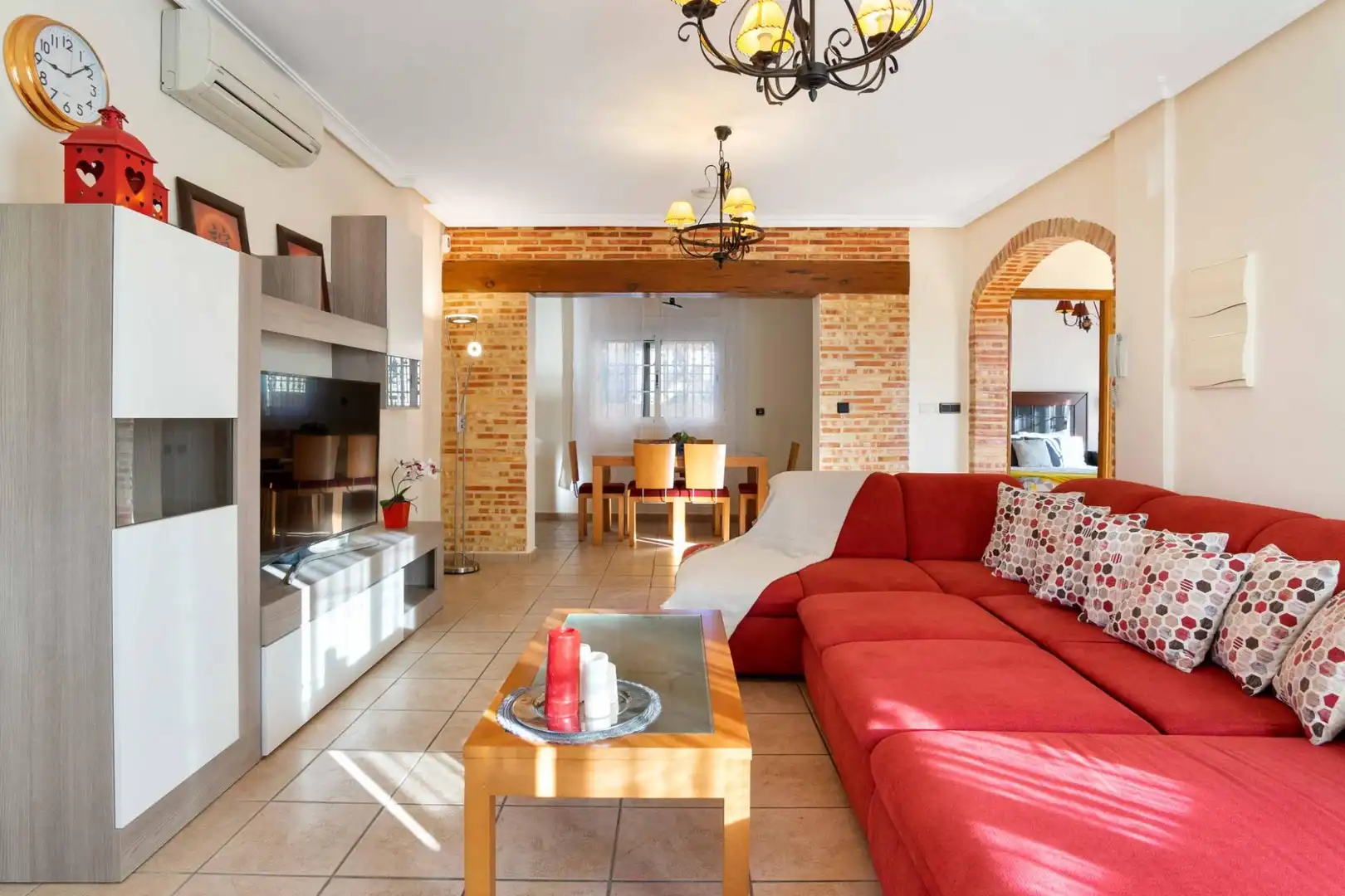 Sala de estar de Casa o chalet en venta en Orihuela con Aire acondicionado, Jardín privado y Terraza