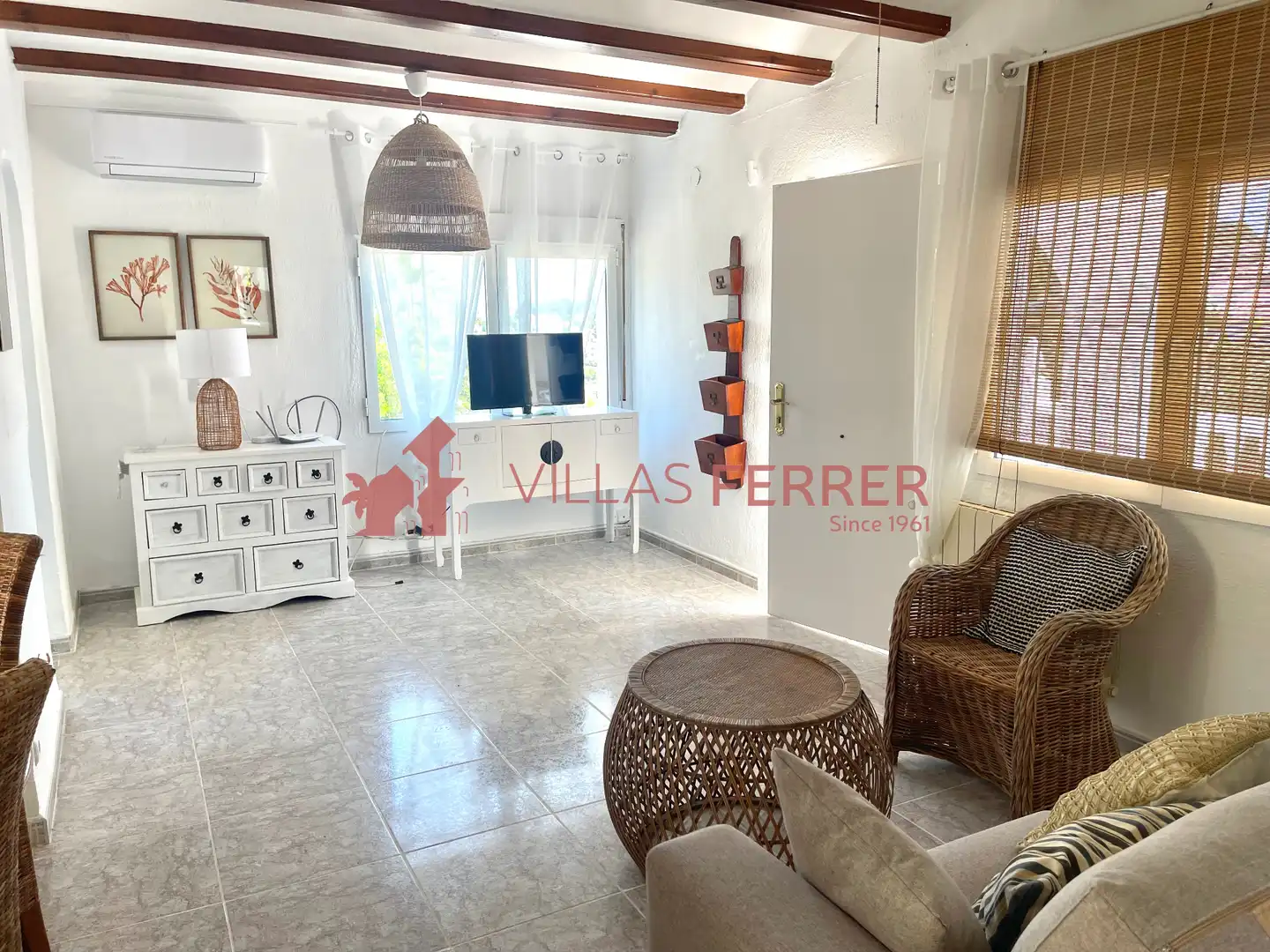 Living room of Houses for sale in Dénia  with Air Conditioner, Private garden and Terrace