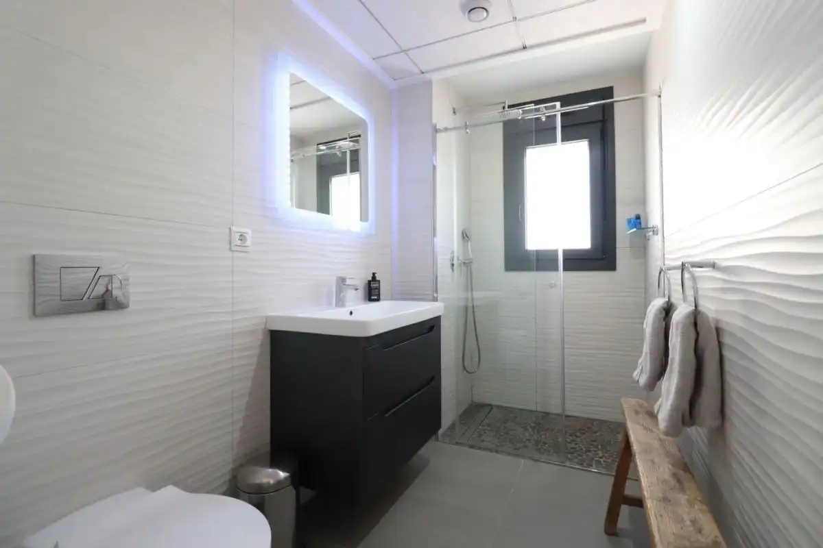 Bathroom of Duplexes for sale in Guardamar del Segura  with Air Conditioner