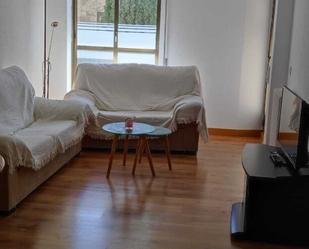 Living room of Flat to rent in Salamanca Capital  with Heating