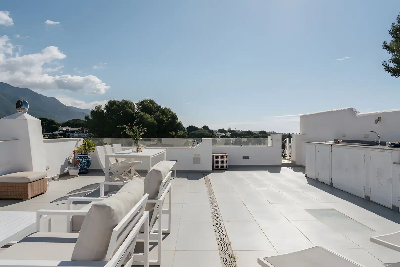 Àtic amb piscina en venda a Nueva Andalucía, imagen 10