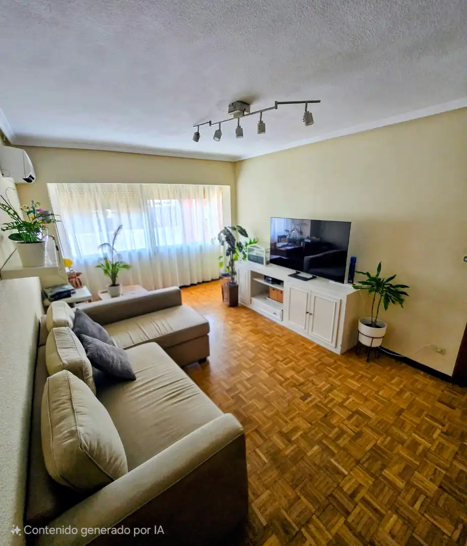 Piso con ascensor en venta en Avenida de San Luis