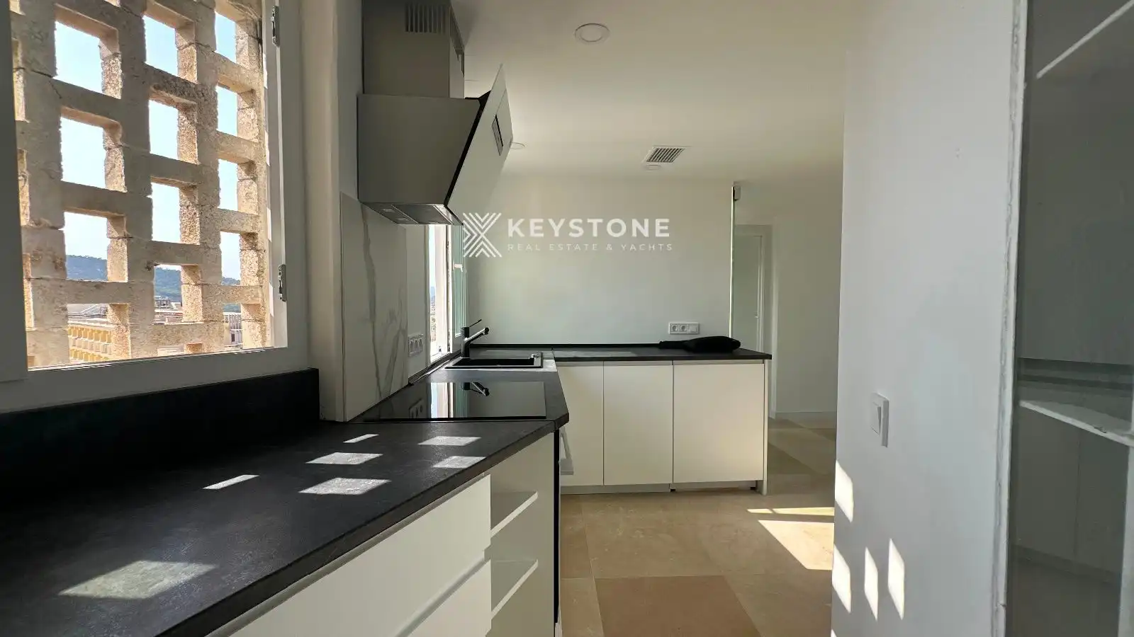 Flat for rent in Avinguda S'Olivera, Magaluf