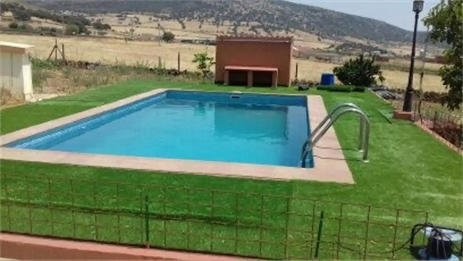 Piscina de Finca rústica en venda en Peñalsordo amb Aire condicionat, Piscina i Moblat