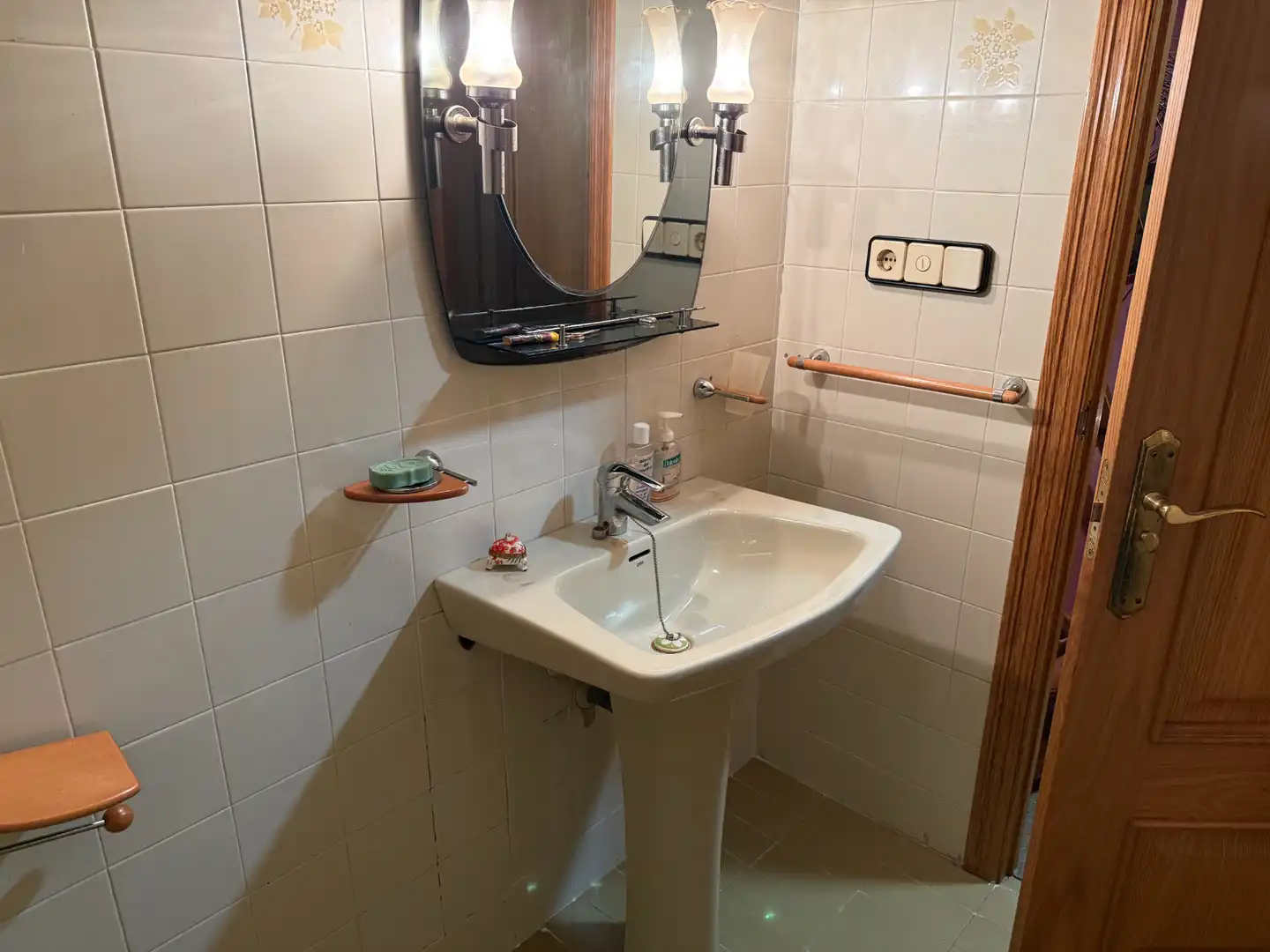 Baño de Casa adosada en venta en Utebo con Aire acondicionado, Calefacción y Jardín privado
