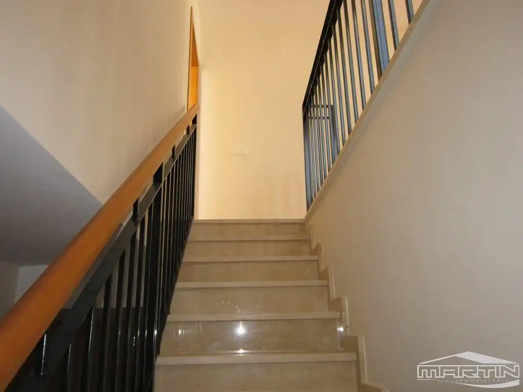 Dúplex en venda en Lucena amb Aire condicionat i Terrassa