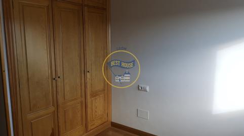 Photo 3 of Flat for sale in Puente Castro, León