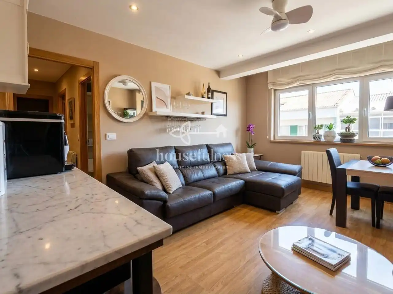 Wohnzimmer von Wohnung zum Verkauf in Ferrol mit Heizung, Abstellraum und Möbliert